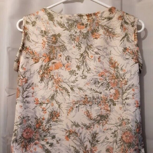 New Floral Knit Blouse M Peach Scalloped V-Neck dressy Tank Top Light & Breezy - Picture 6 of 9